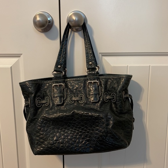 Dooney & Bourke Chiara black leather tote - Picture 2 of 8